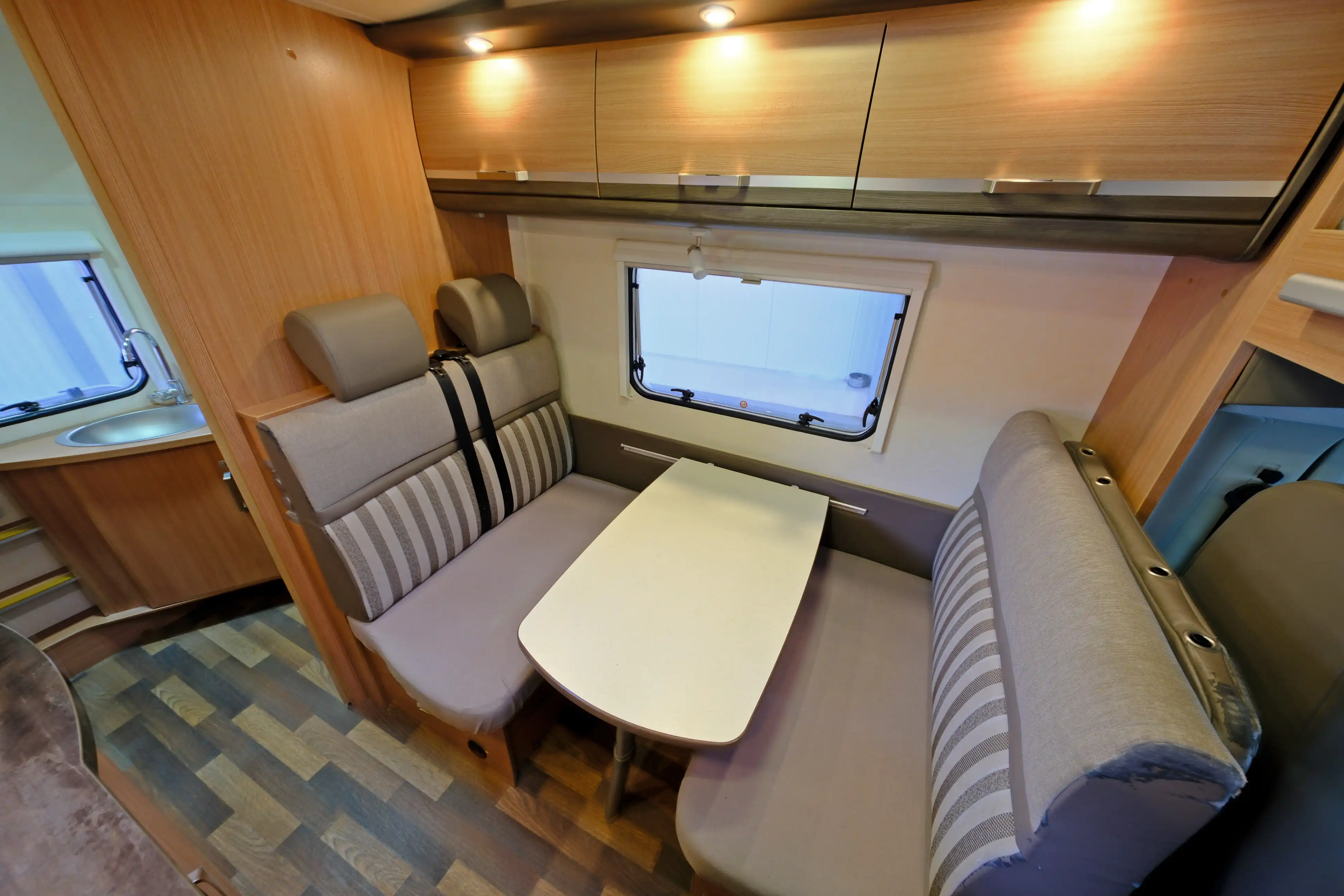 KNAUS Sky Traveller 500 